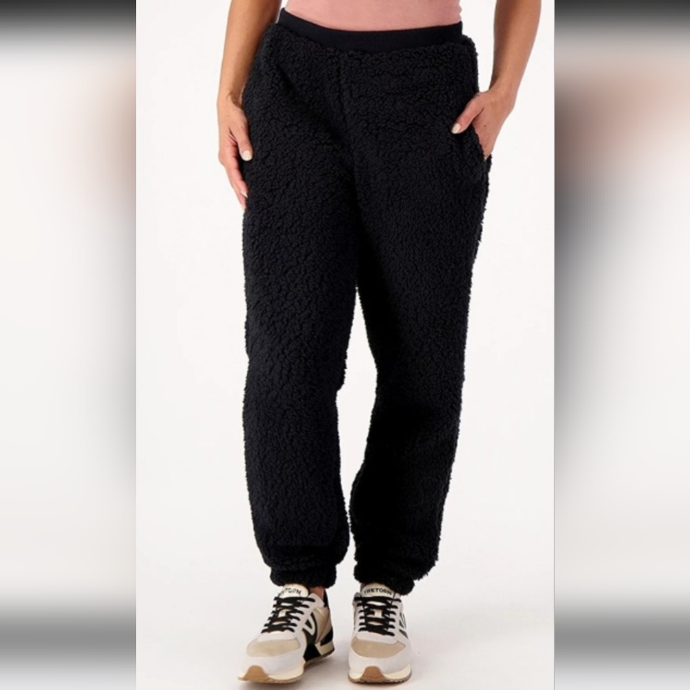 Cozy Black Sherpa Joggers